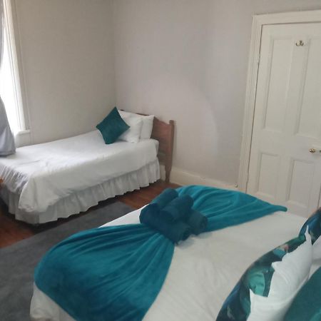 Bun Clody Manor - Guest House & Coffee Shop Hanover Road Eksteriør bilde